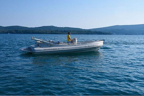 Scanner Dillennium 2999 available for sale in Montenegro ⚓️🇲🇪
.
.
.
.
For further info please contact MWT Office: info@mwtribs.com or visit our website: watertaxi.info .
.
.
.
#scannerdillennium2999 #scannerboats #scannermarina #speedboat #monteneg
