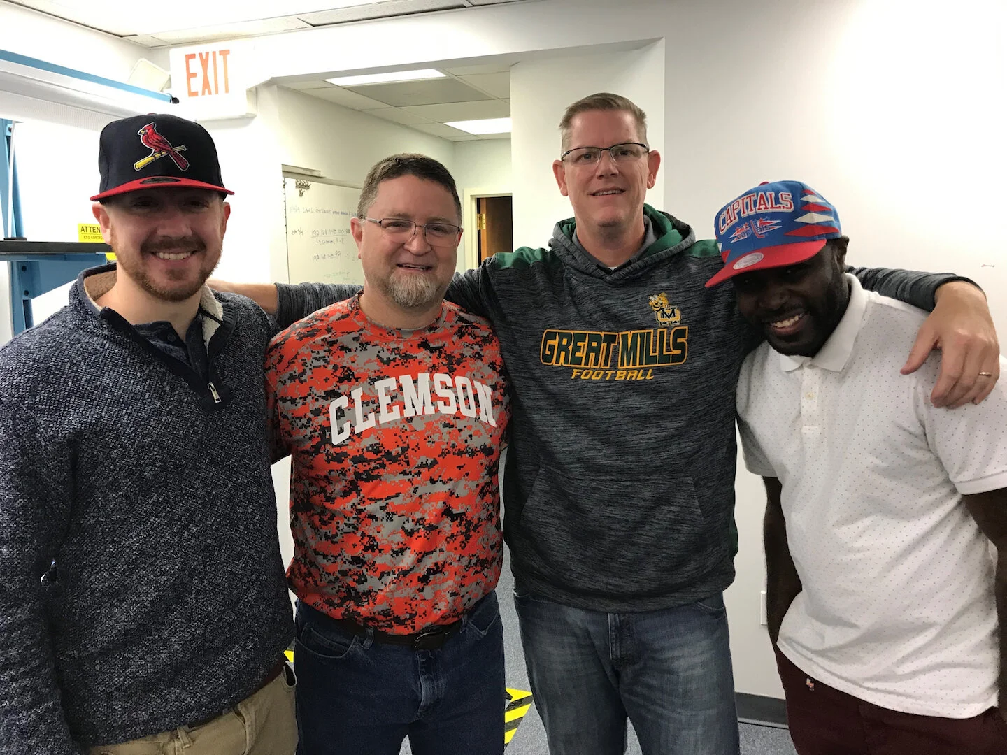 GTMR-LabTeamSportsDay2019.jpg