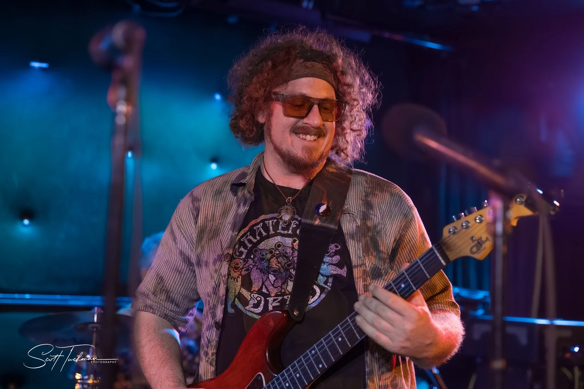 Episode 5 - Dan Stein plays guitar while fishing