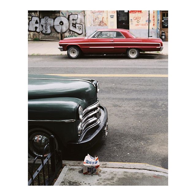 Muggy days in Brooklyn, NYC. June, 2019.

#pabstblueribbon #musclecars #streetphotography #filmphotography #mediumformat #contax