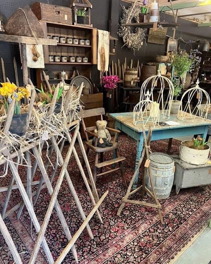 Looking to take Mom, Grandma, or your favorite gal out for a day of fun for Mothers Day Weekend?!?
Join us THIS SATURDAY for some delicious coffee, fun antiques, and good company!

SATURDAY, MAY 10TH we will be joined by Roasties Mobile Cafe! They wi