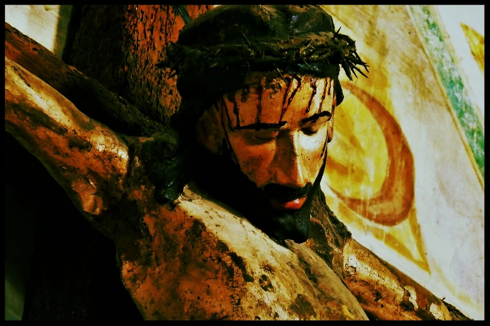 crucifix.jpg