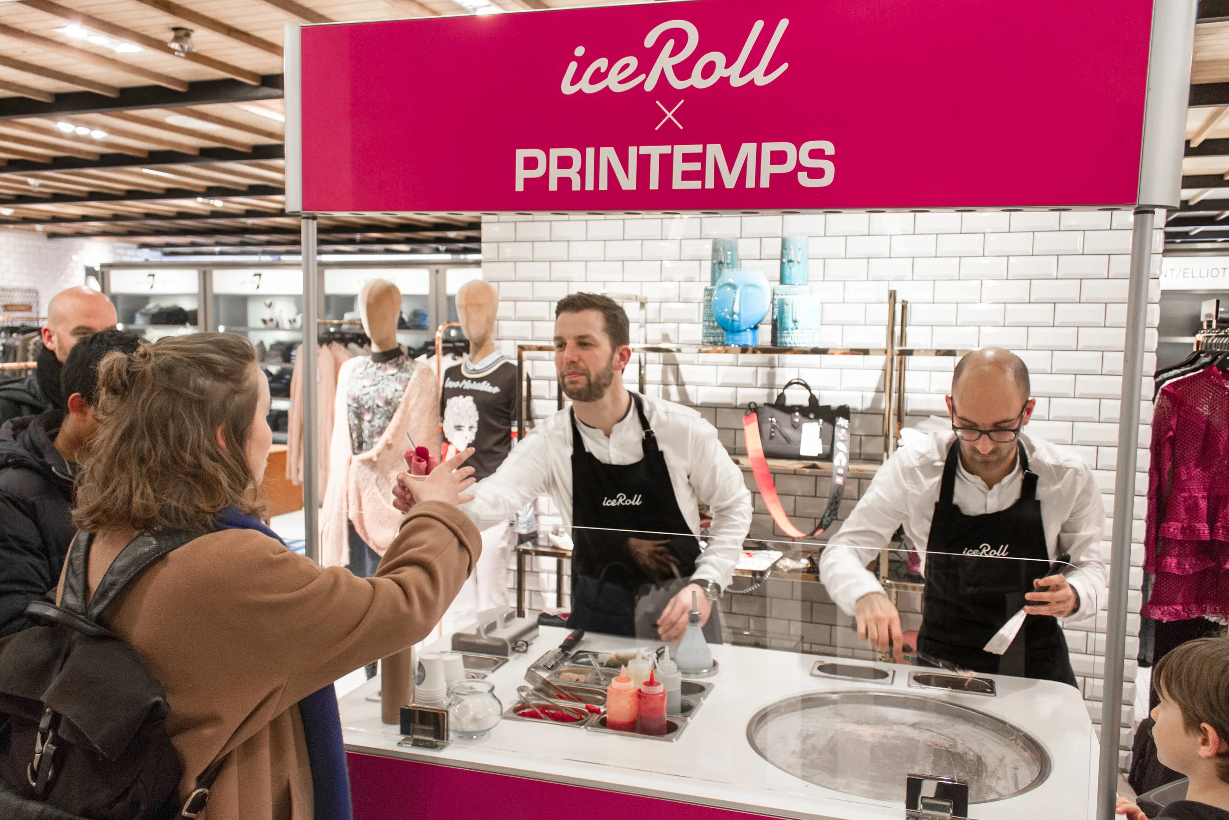 ice roll stand machine printemps animation glace