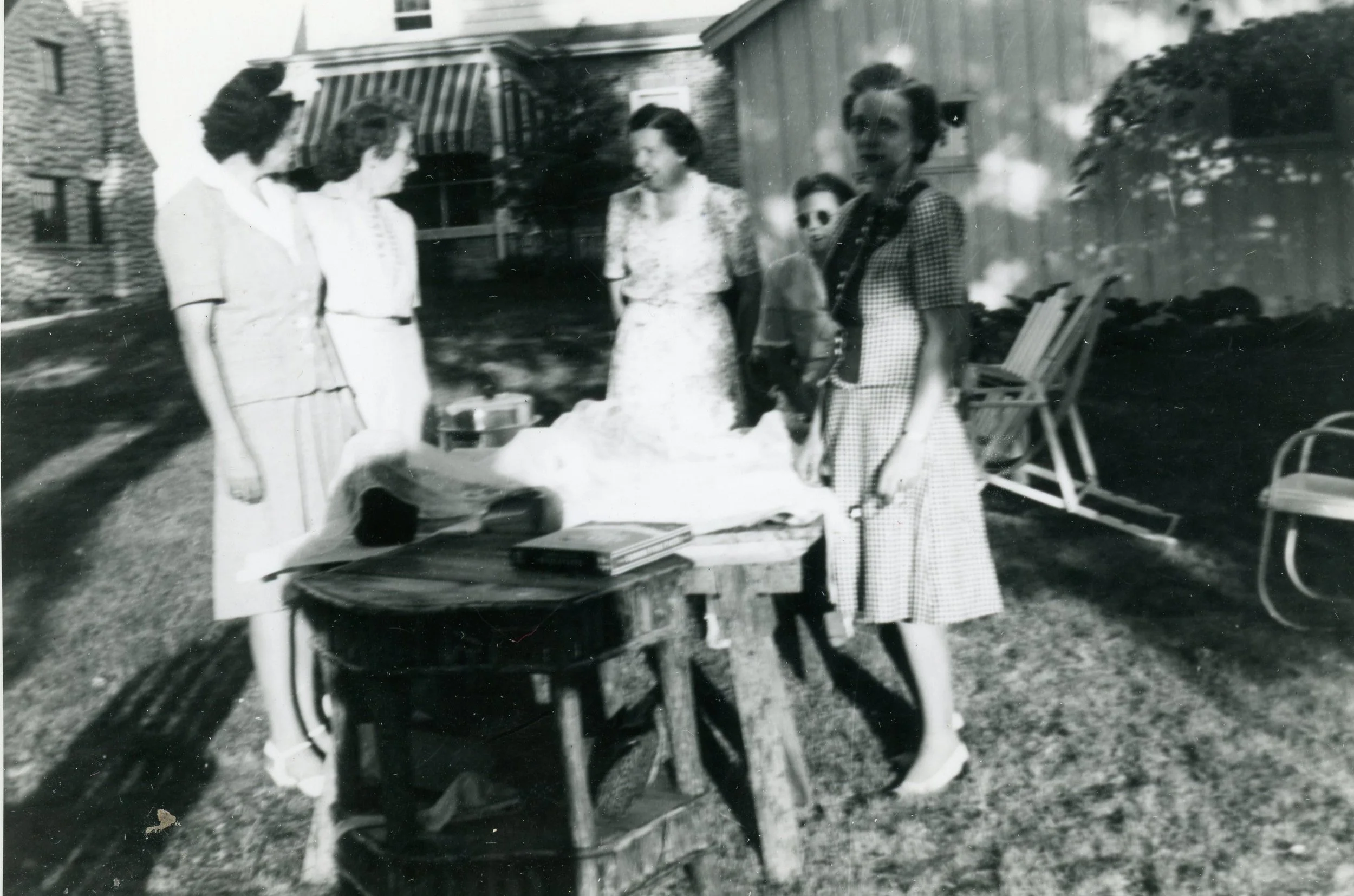 Ethel with her sisters