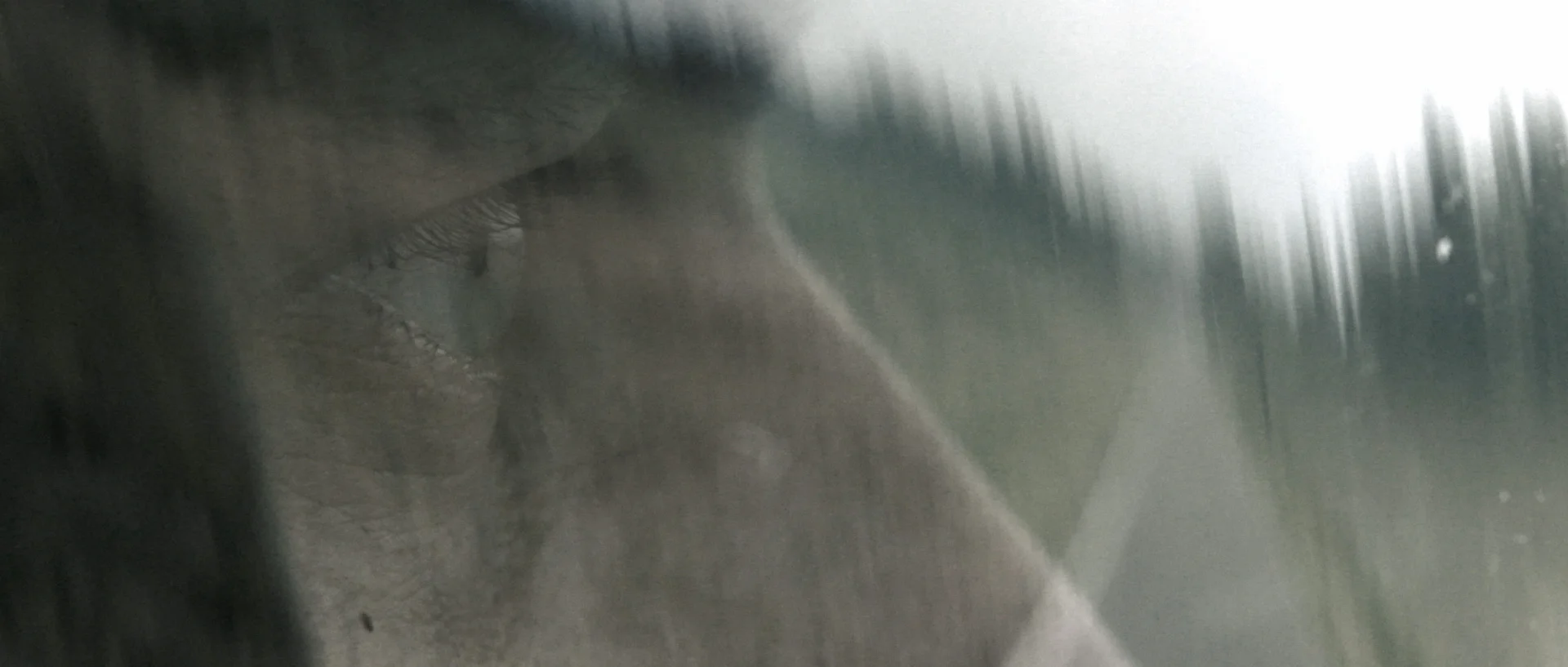 helmet_eyes_reflection.jpg