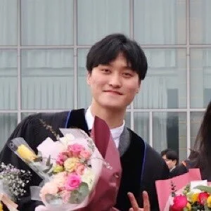 박건영_300x300.jpg
