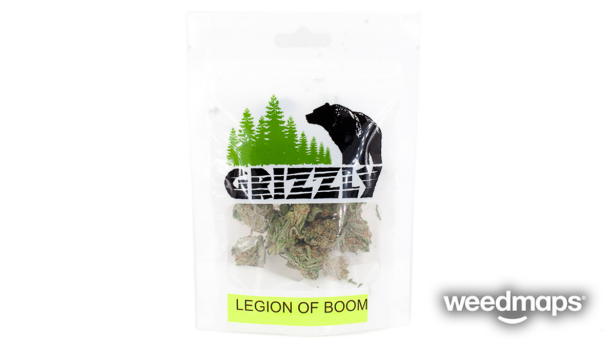 grizzly-cannabis-photography-1.jpg