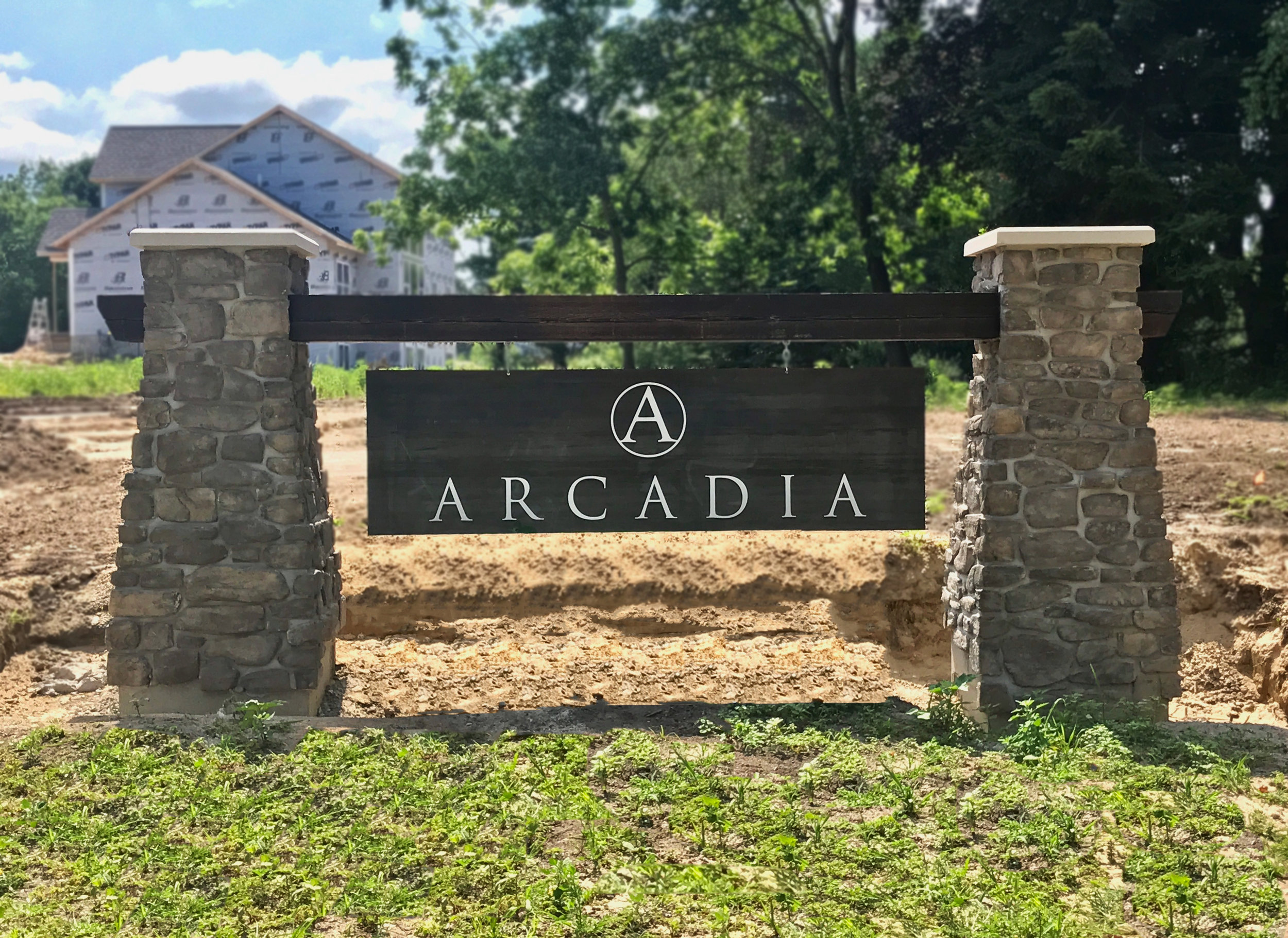 Arcadia Entrance Sign_BLUR.jpg