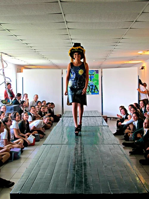 Post-Impressionist garment inspired by Vincent Van Gogh