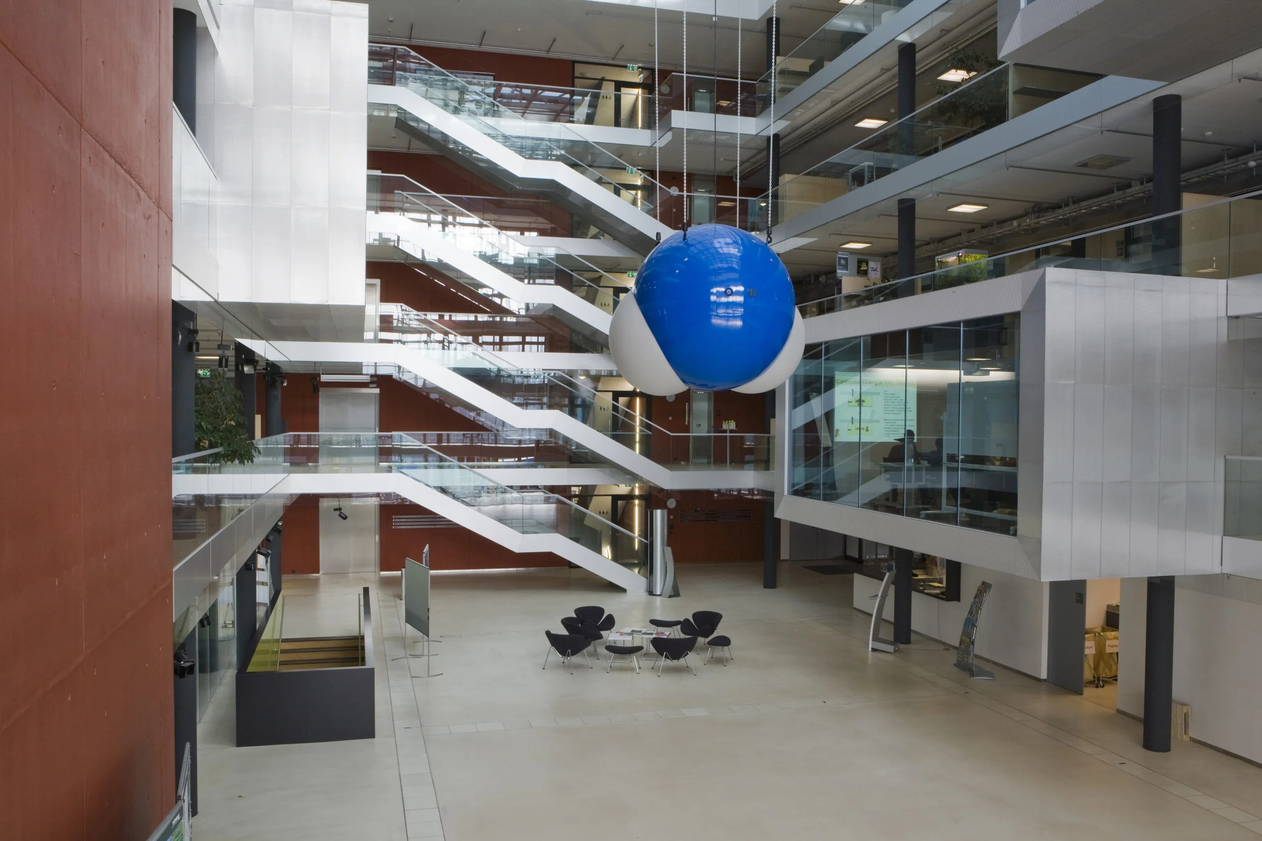 Forum Chriesbach Lobby.jpg
