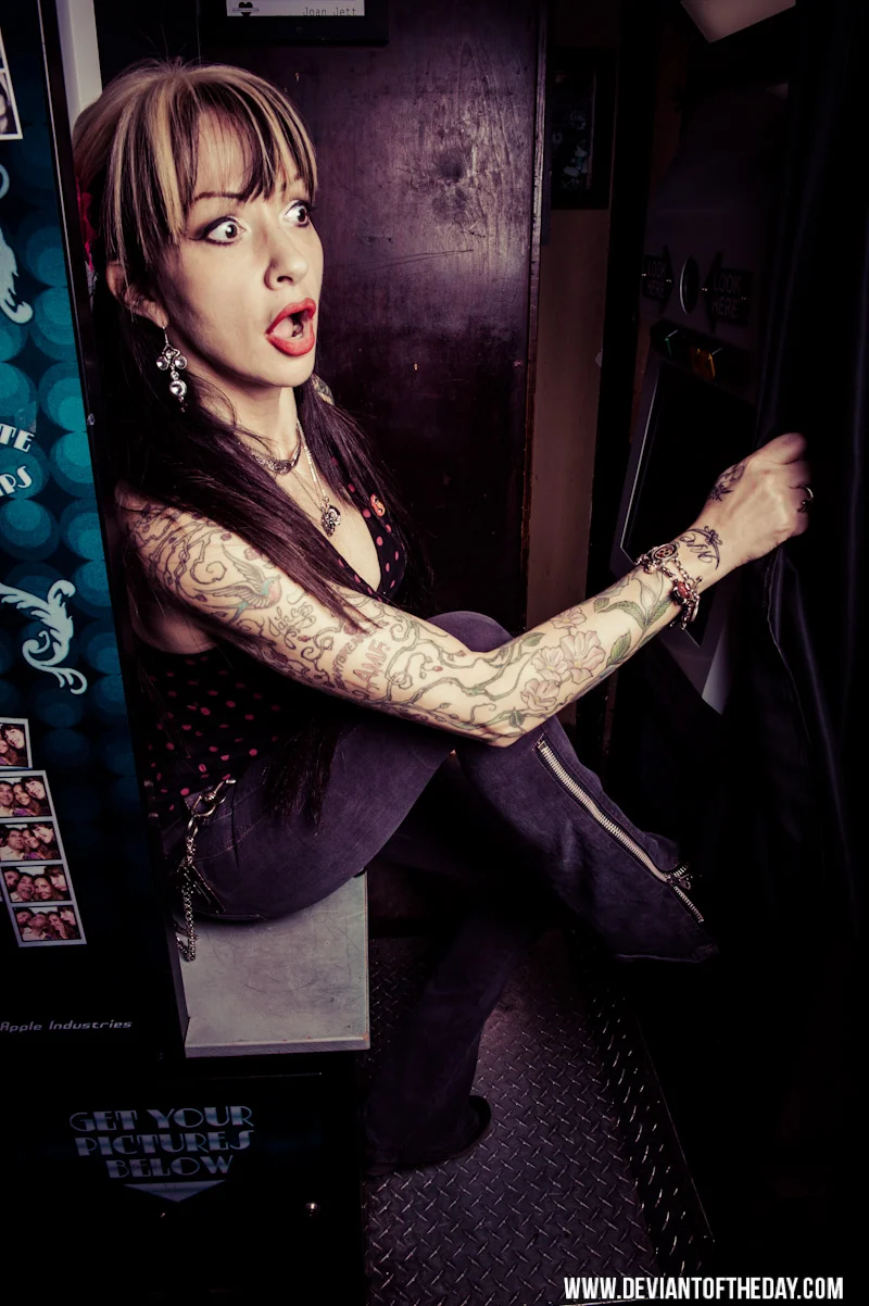 jonathan-mcphail-photography-bk-portraits-headshots-deviant-day-zoe-hansen.jpg