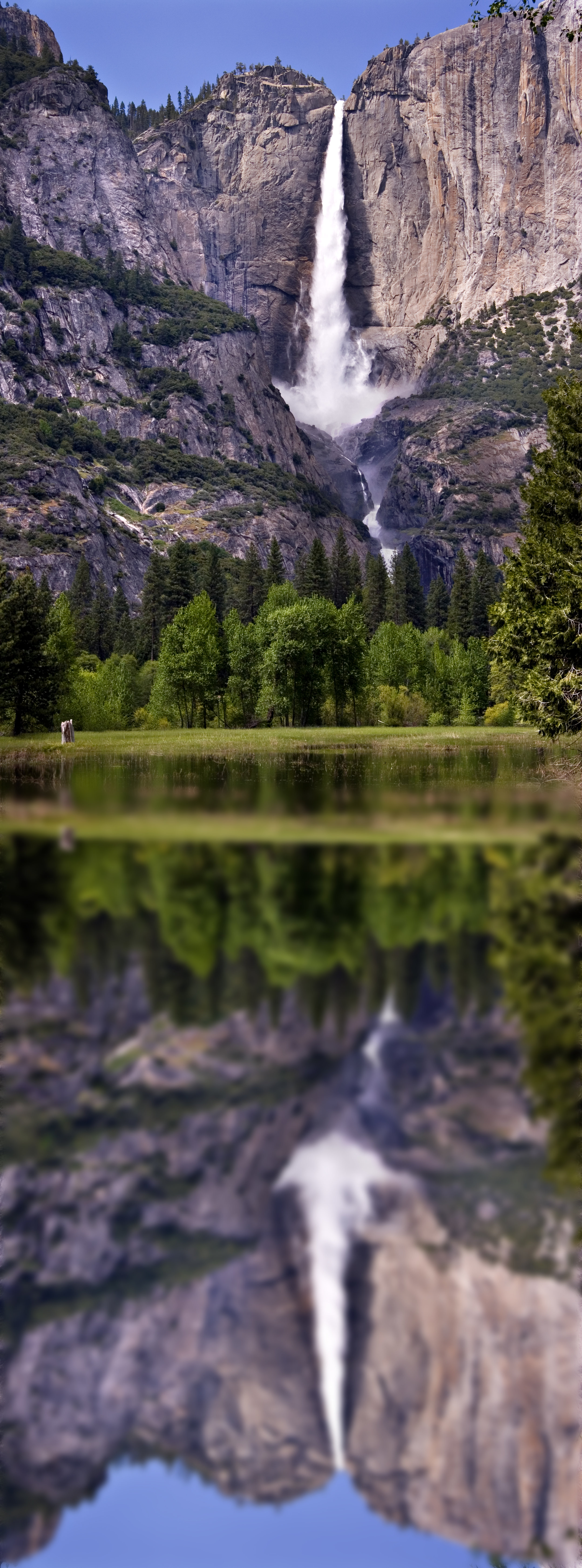 Yosemitefallsmirror.jpg