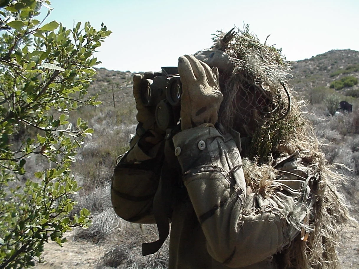 Mann picsSurveillance TechLook aheadSEAL Sniper safety security (1).jpg