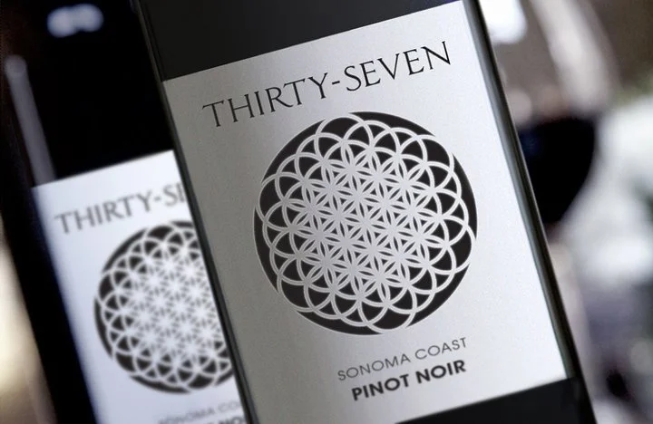 2015 THIRTY-SEVEN "THE HERMIT" RED WINE