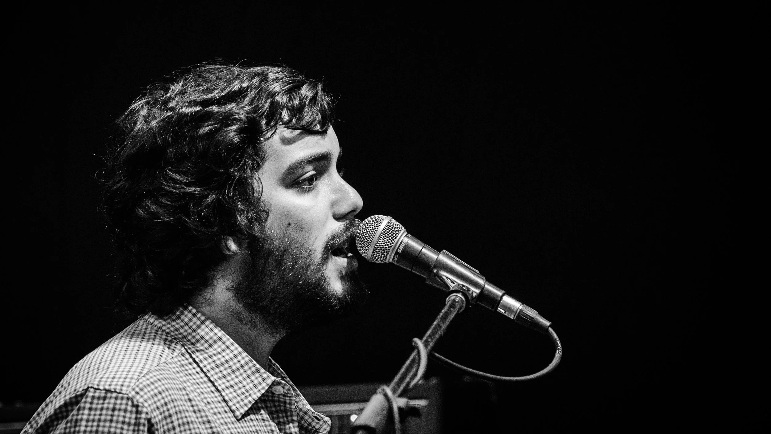 Tony Casas en tarima Rawayana live .jpg