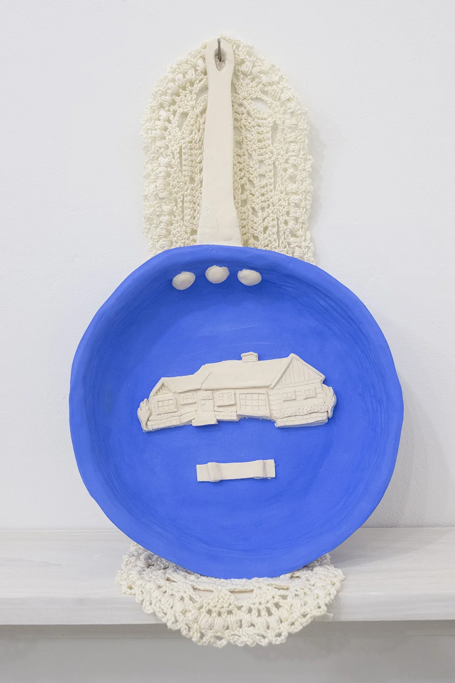 frying pan / ranch house (1940s-1970s), 2018 Glazed stoneware, mercerized cotton thread