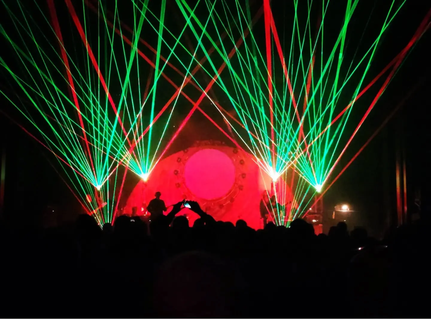 04.03..2023
Papenburg, Stadthalle Alte Werft

Tickets f&uuml;r kommende Shows:
https://www.eventim.de/artist/kings-of-floyd/

Band:
Berni Bovens - Drums
@fischermaurus - Guitar
@mark.gillespie.754918 - Vocals, Guitar
Hans Maahn - Bass
Anja Lerch - Vo