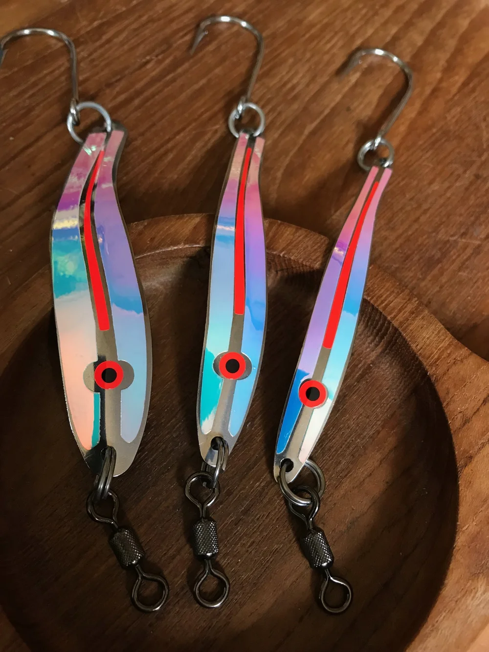 depth charge fishing lure Jig Worm Hot Pink #14 and displacing water in a way bass can’t ignore Bill Lewis Depth Strike Twitchbait