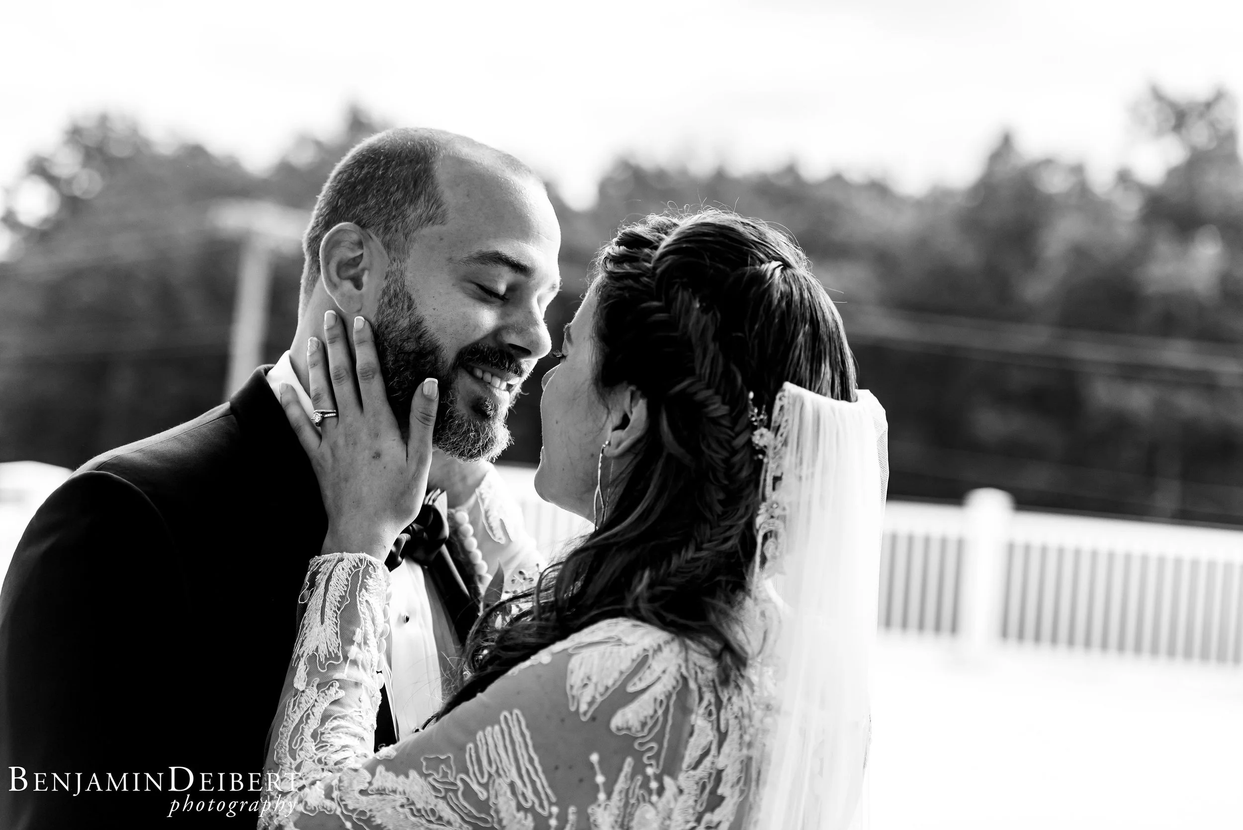 AmandaandElliott_TheCarriageHouse_Wedding-21.jpg