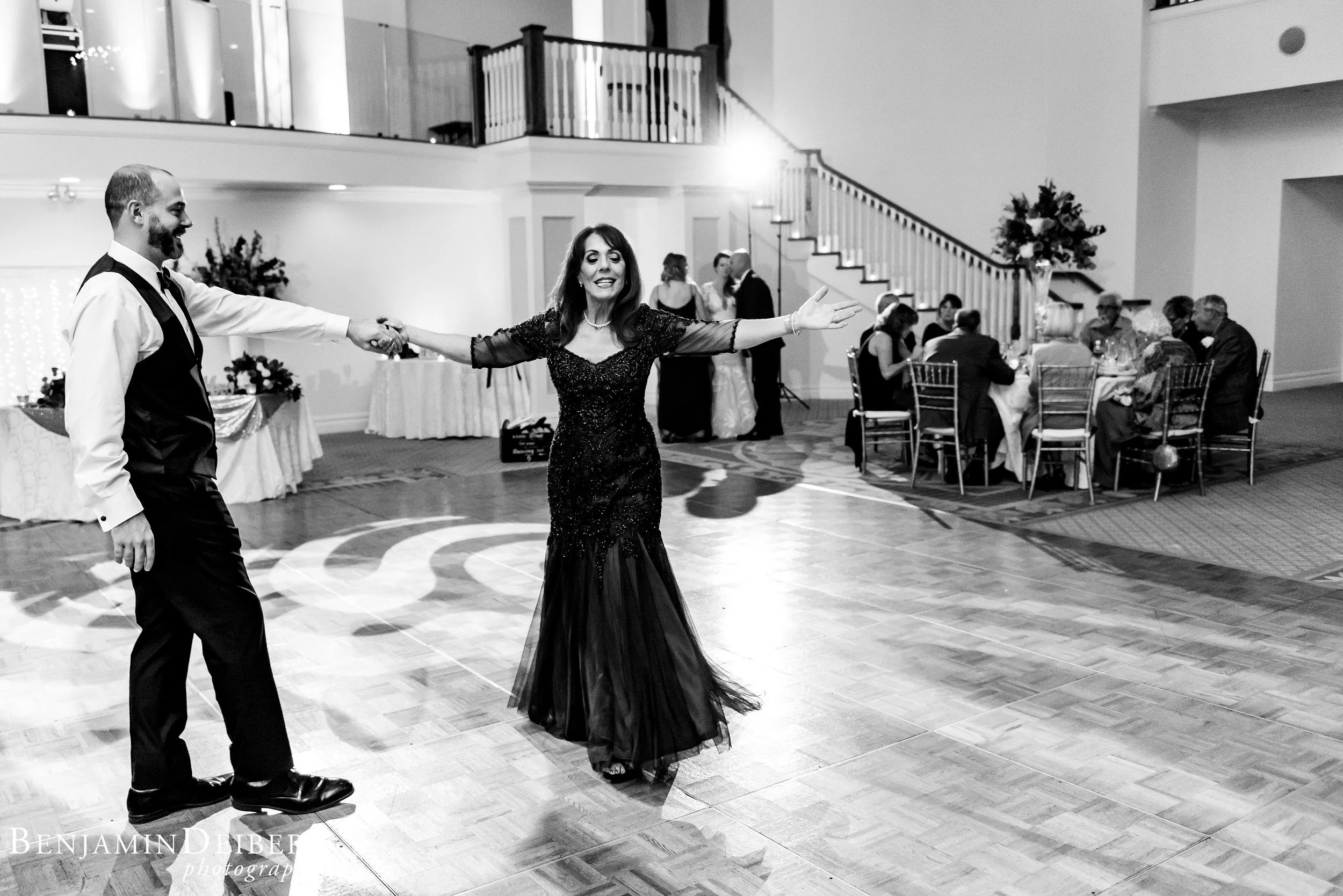 AmandaandElliott_TheCarriageHouse_Wedding-60.jpg