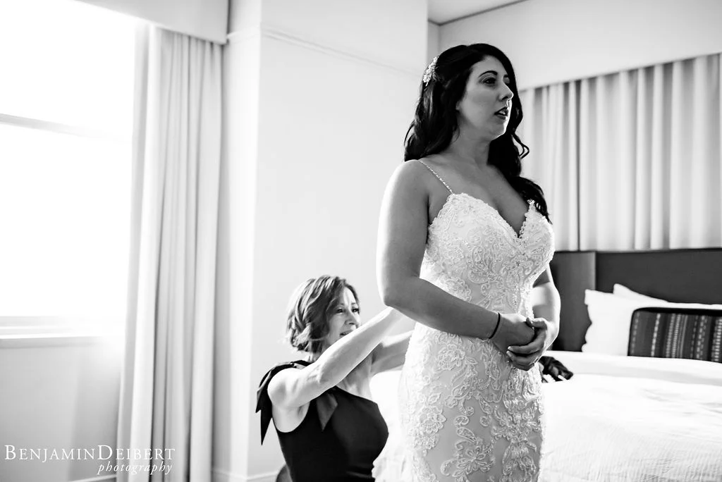 TomandMegan_BallroomattheBen_Weedding-6.jpg