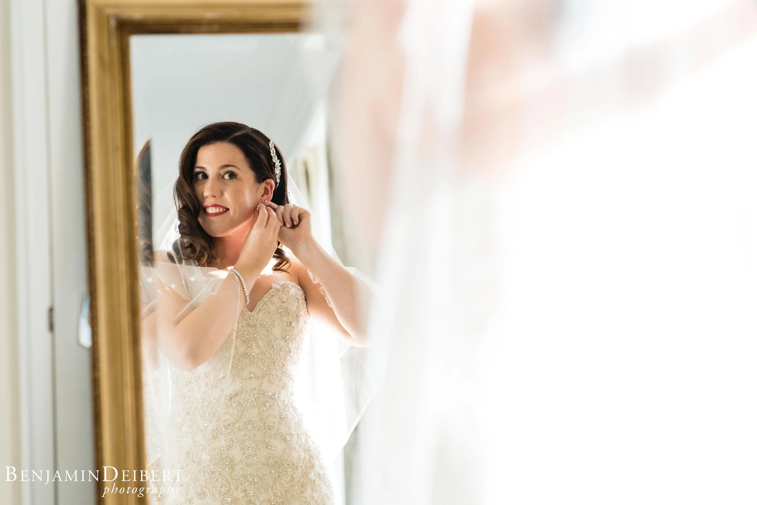 AlexandraandNicholas_RitzCarltonPhiladelphia_Wedding-28.jpg