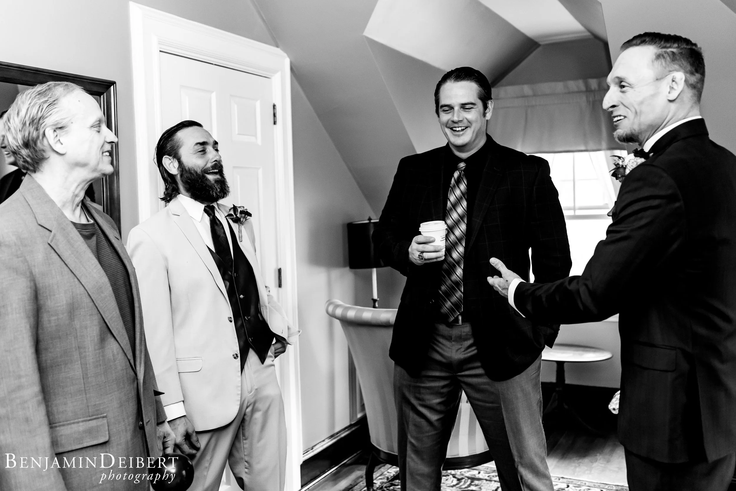Jamie and Michael_Cameron Inn Estate_Wedding-21.jpg