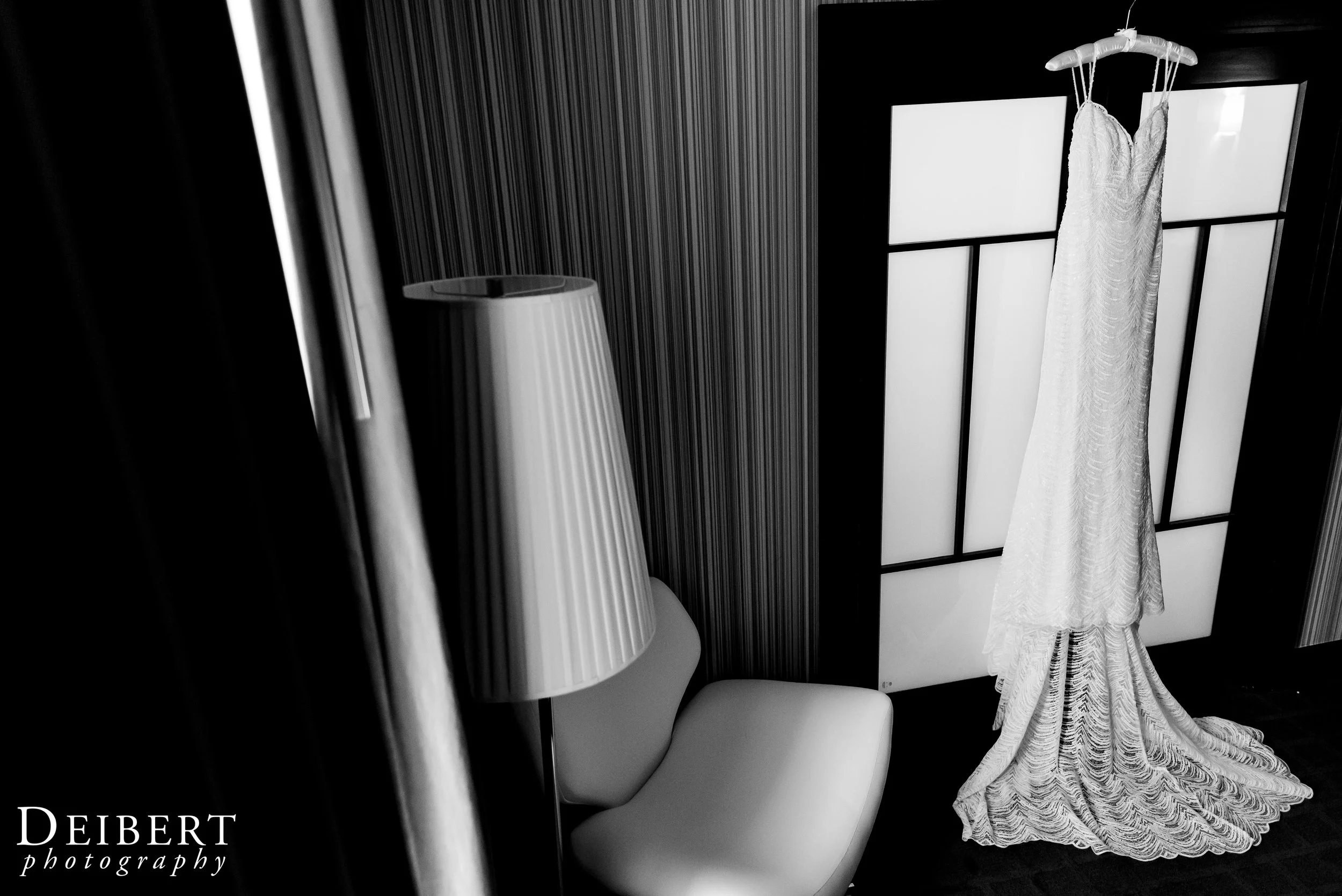 Elizabeth and Daniel_College of Physicians_Wedding-12.jpg