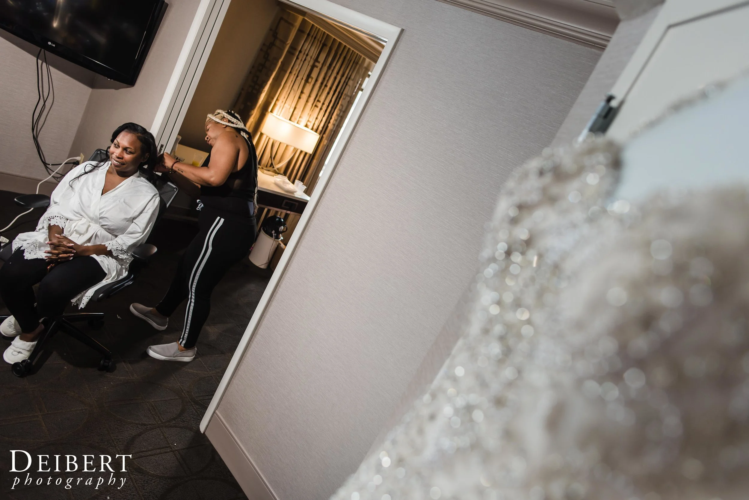 Manayunk Brewery Wedding-16.jpg