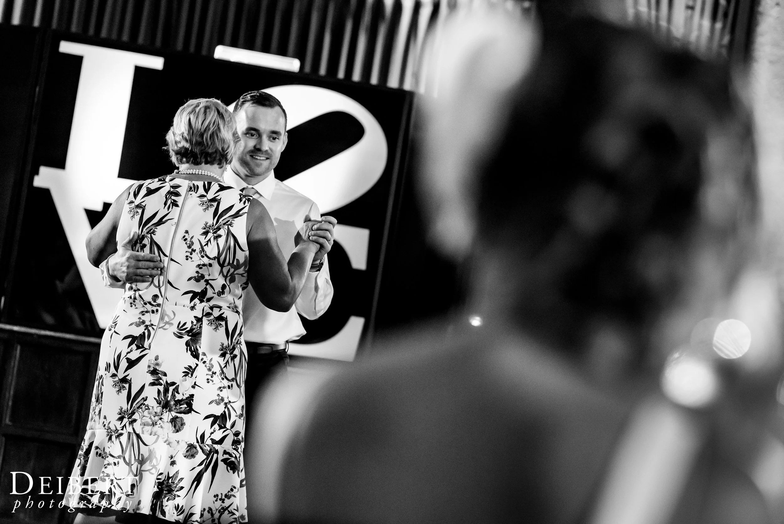 Merion Tribute House Wedding-115.jpg