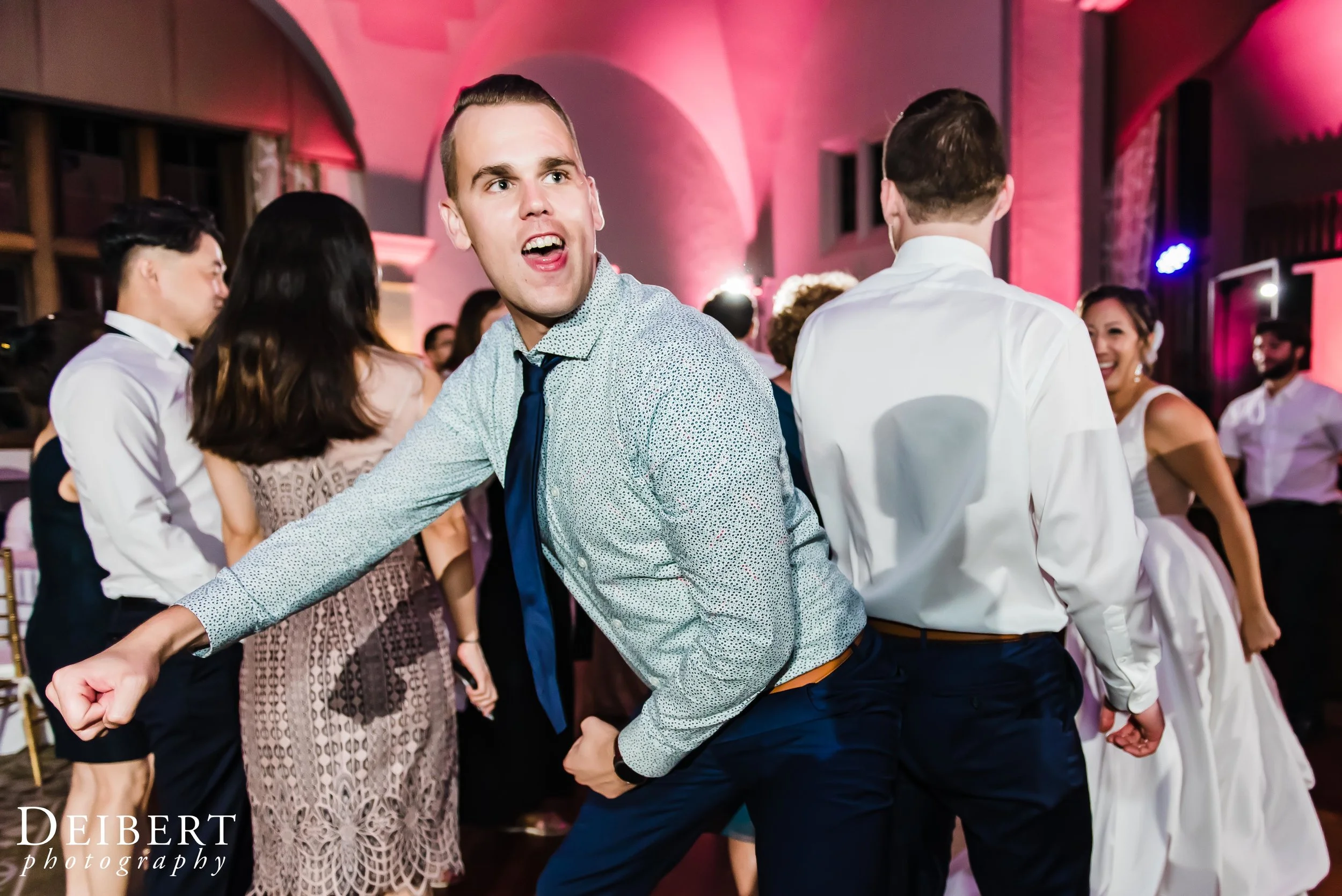 Merion Tribute House Wedding-128.jpg