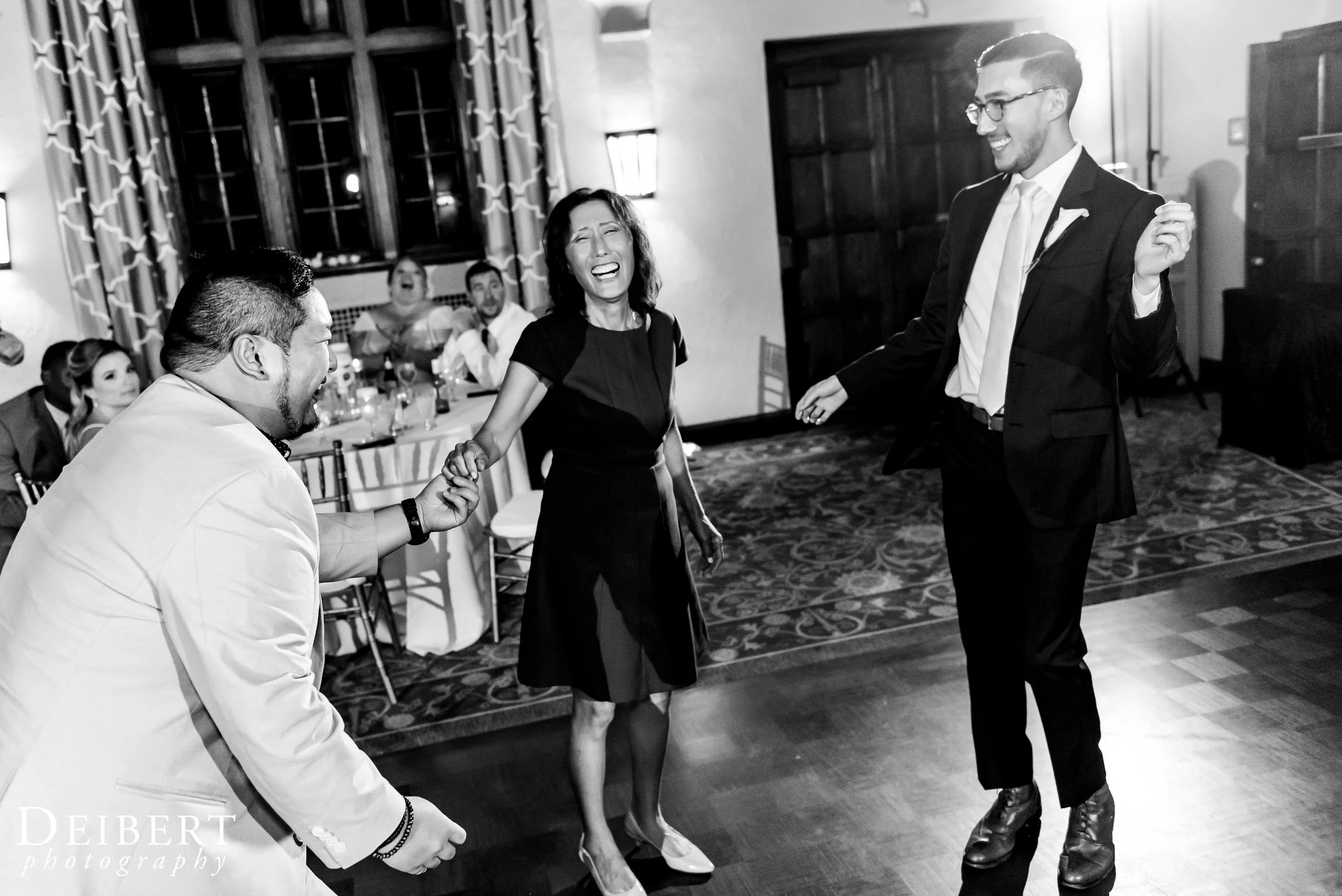 Merion Tribute House Wedding-121.jpg