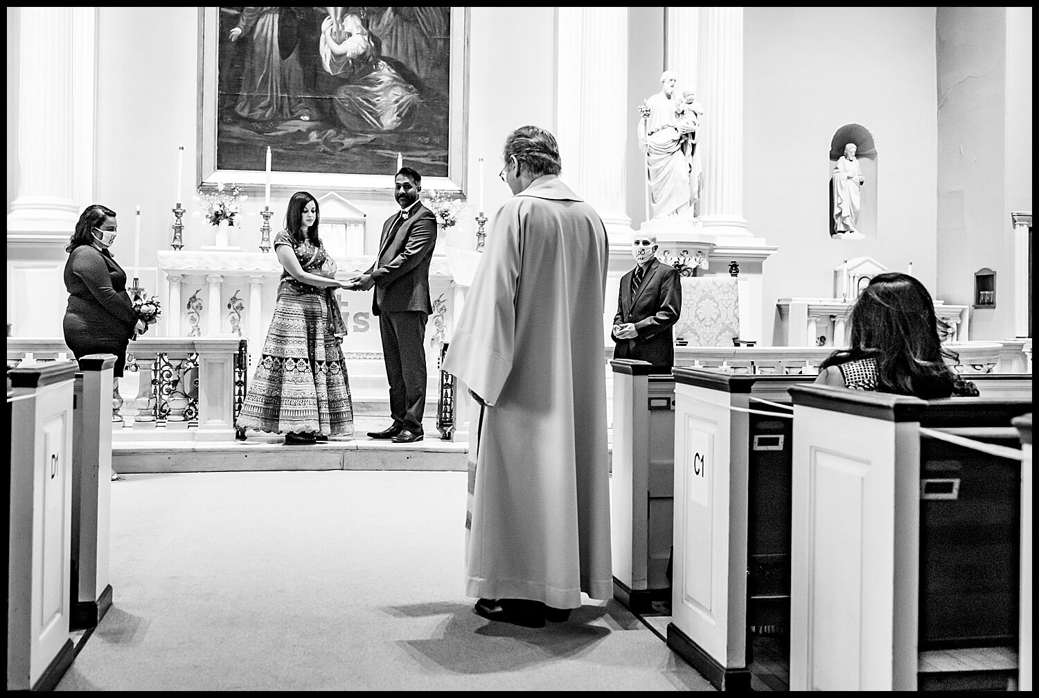Old-St-Josephs-Church-Philadelphia-Wedding-0023.jpg