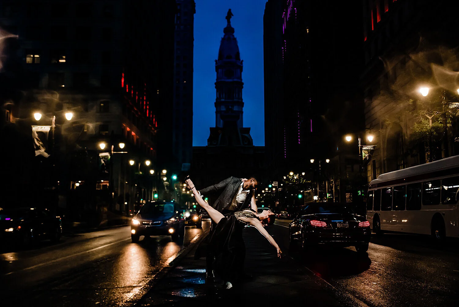 Fashionable Rittenhouse Square Engagement Session