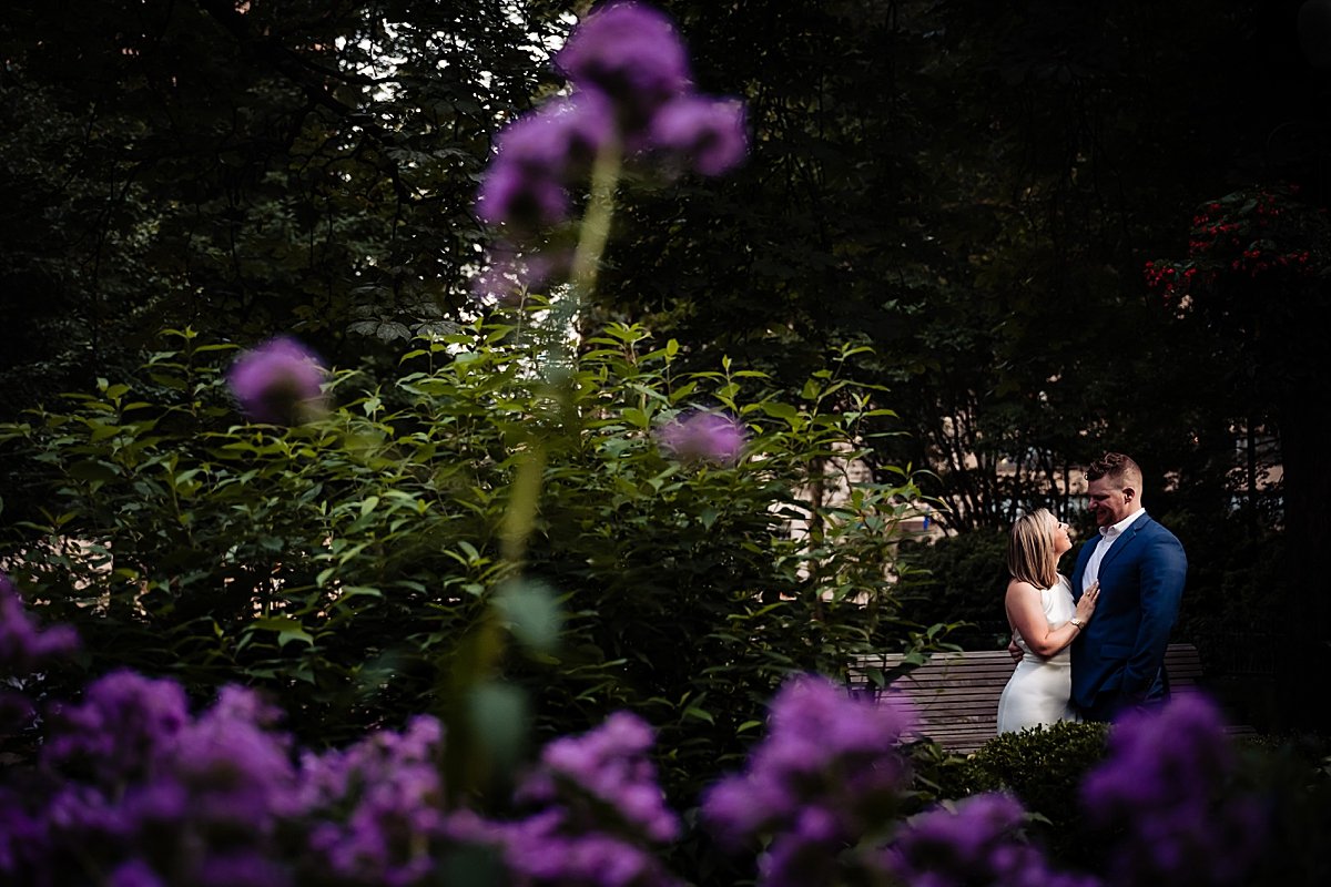 Rittenhouse Square Engagement_0014.jpg