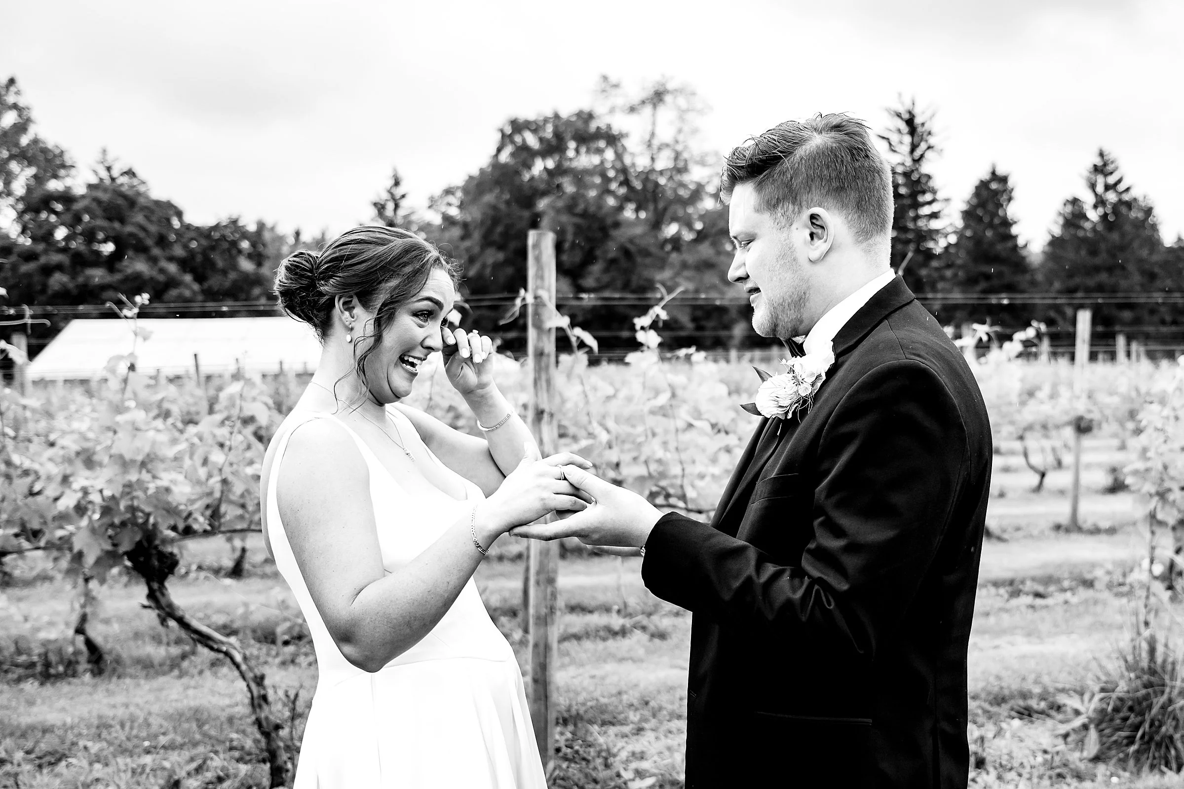 Crossing Vineyards Wedding_0010.jpg
