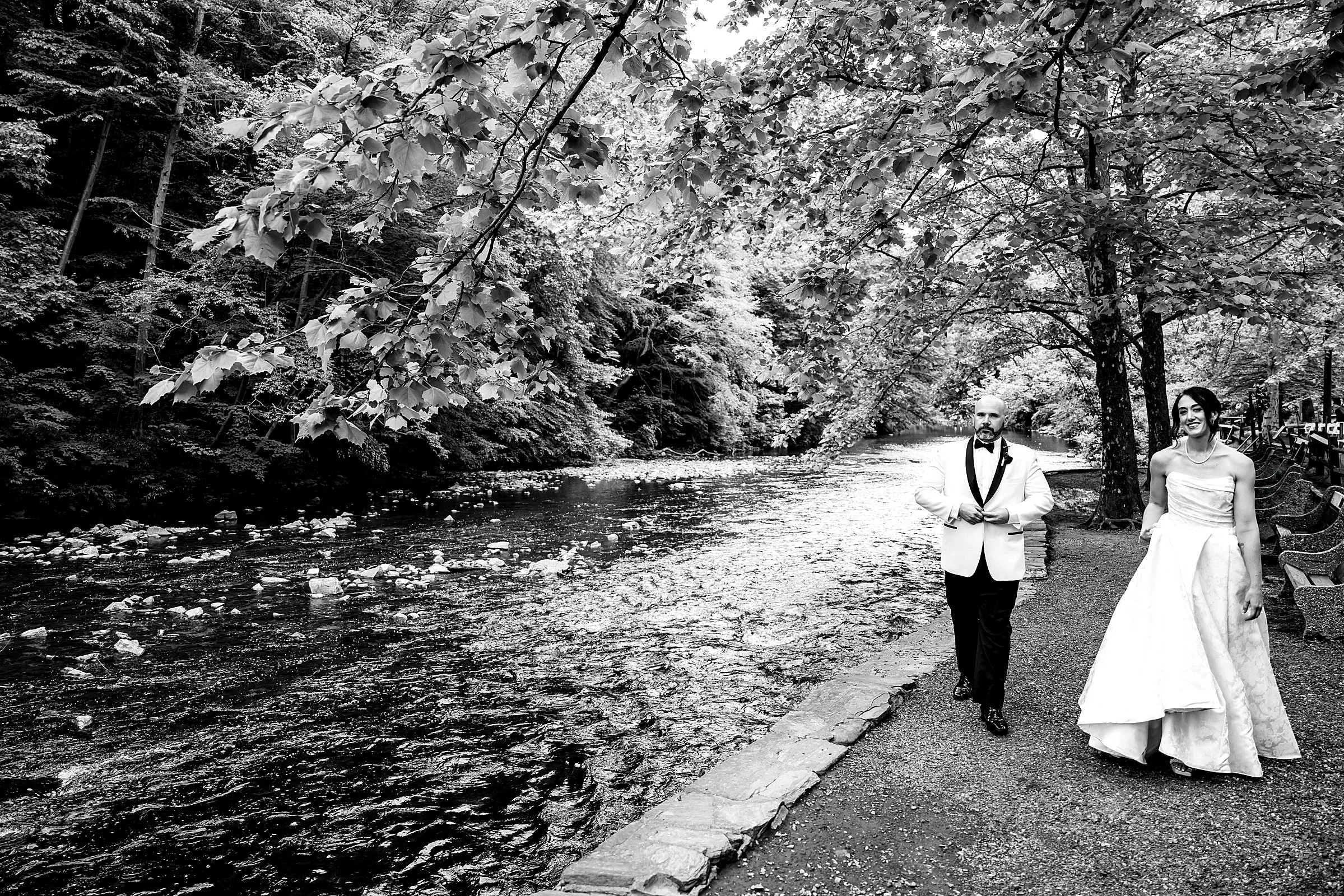 Valley Green Inn Philadelphia Wedding_0018.jpg