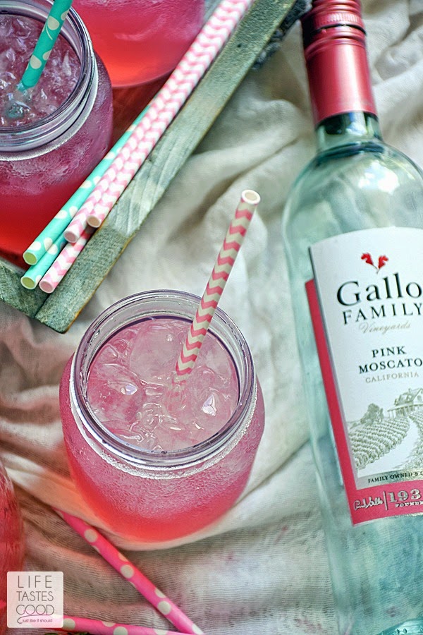 Gorgeous pink lemonade 