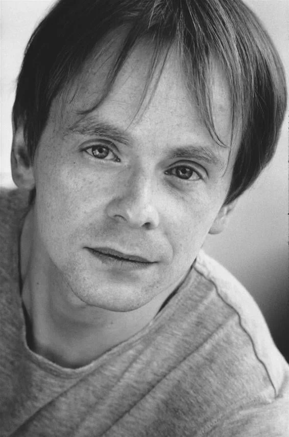 Howard Gossington plays Sir Richard Darling