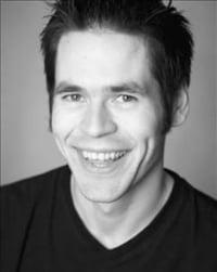 Alastair G Bruce plays Buttons