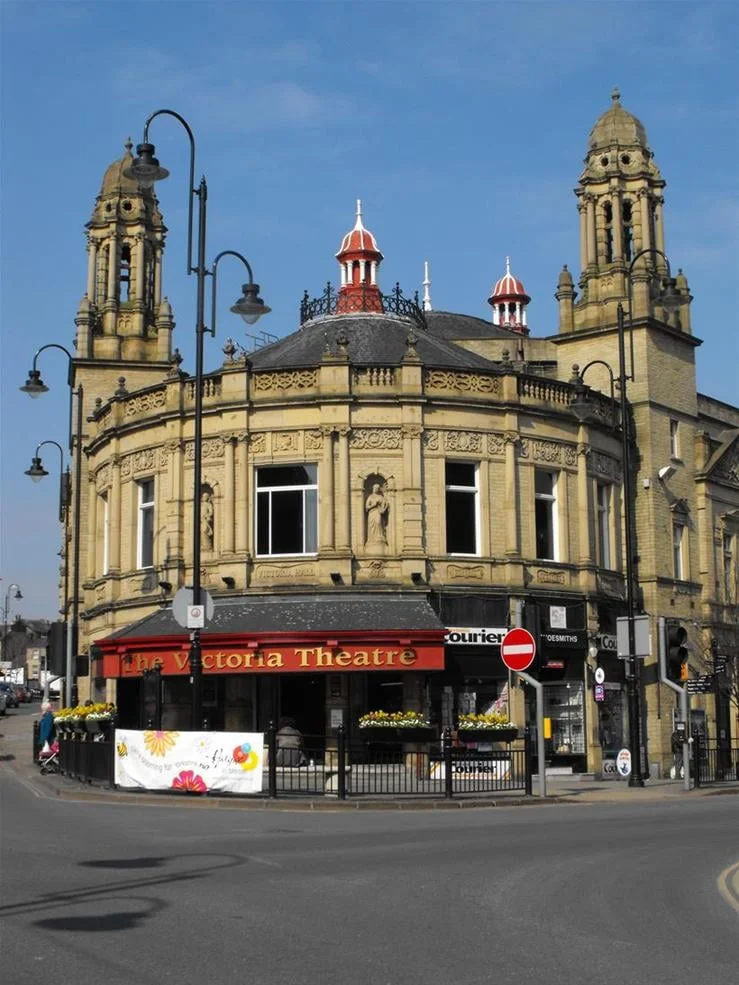 Victoria-Theatre-005_new1_new1.jpg