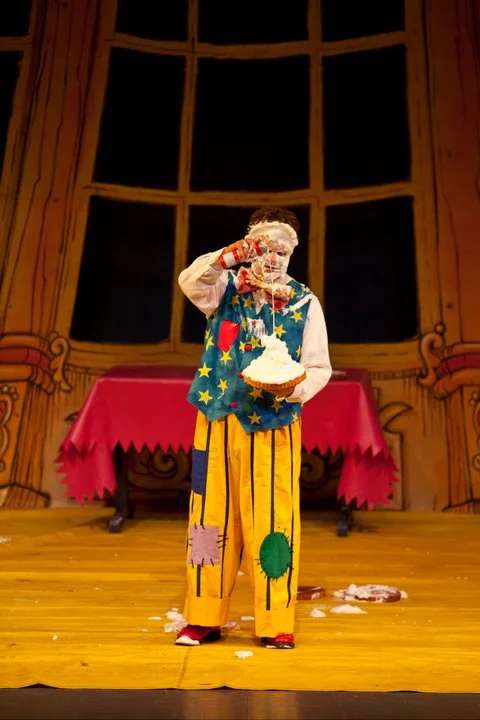 Mr Tumble's Custard Pie Shop