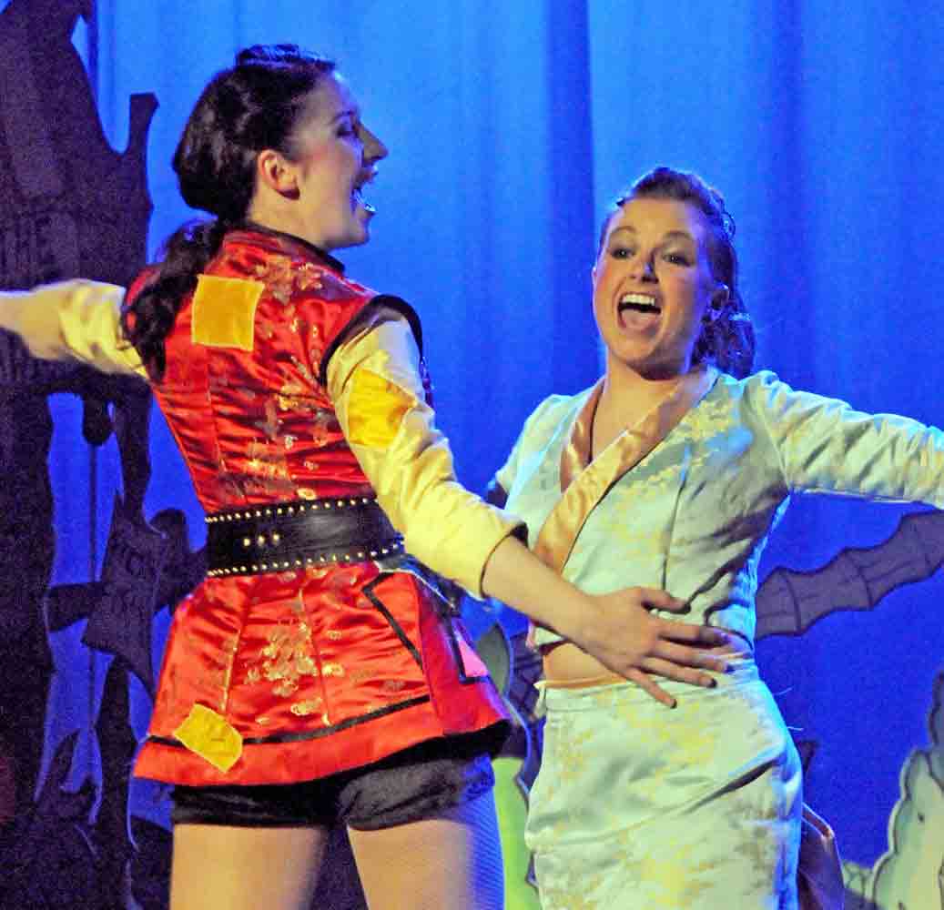 Aladdin (Jamie Lee) & Princess (Robyn)
