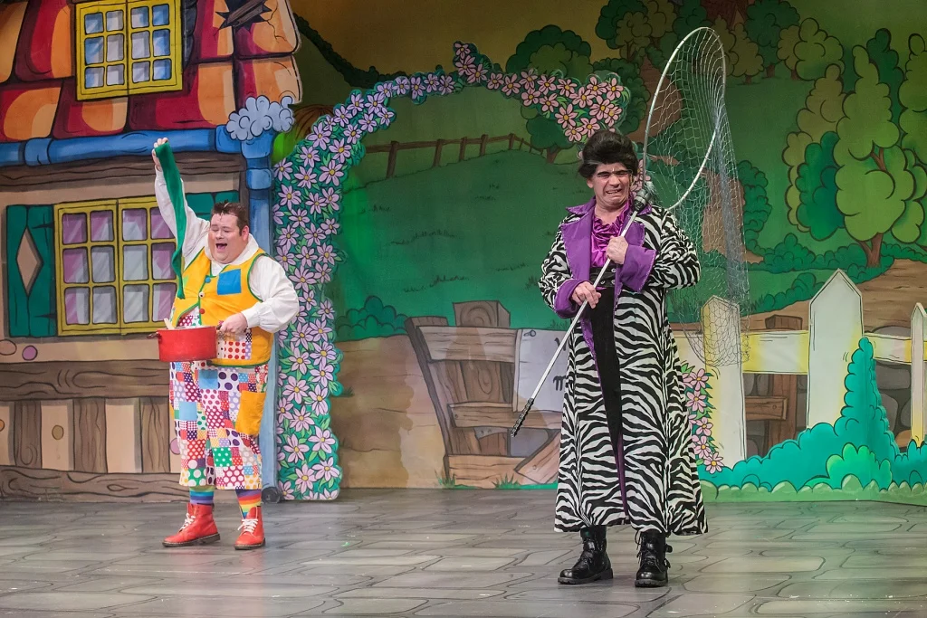 Newark Jack_Beanstalk 5D 5669 6x4 shp .jpg