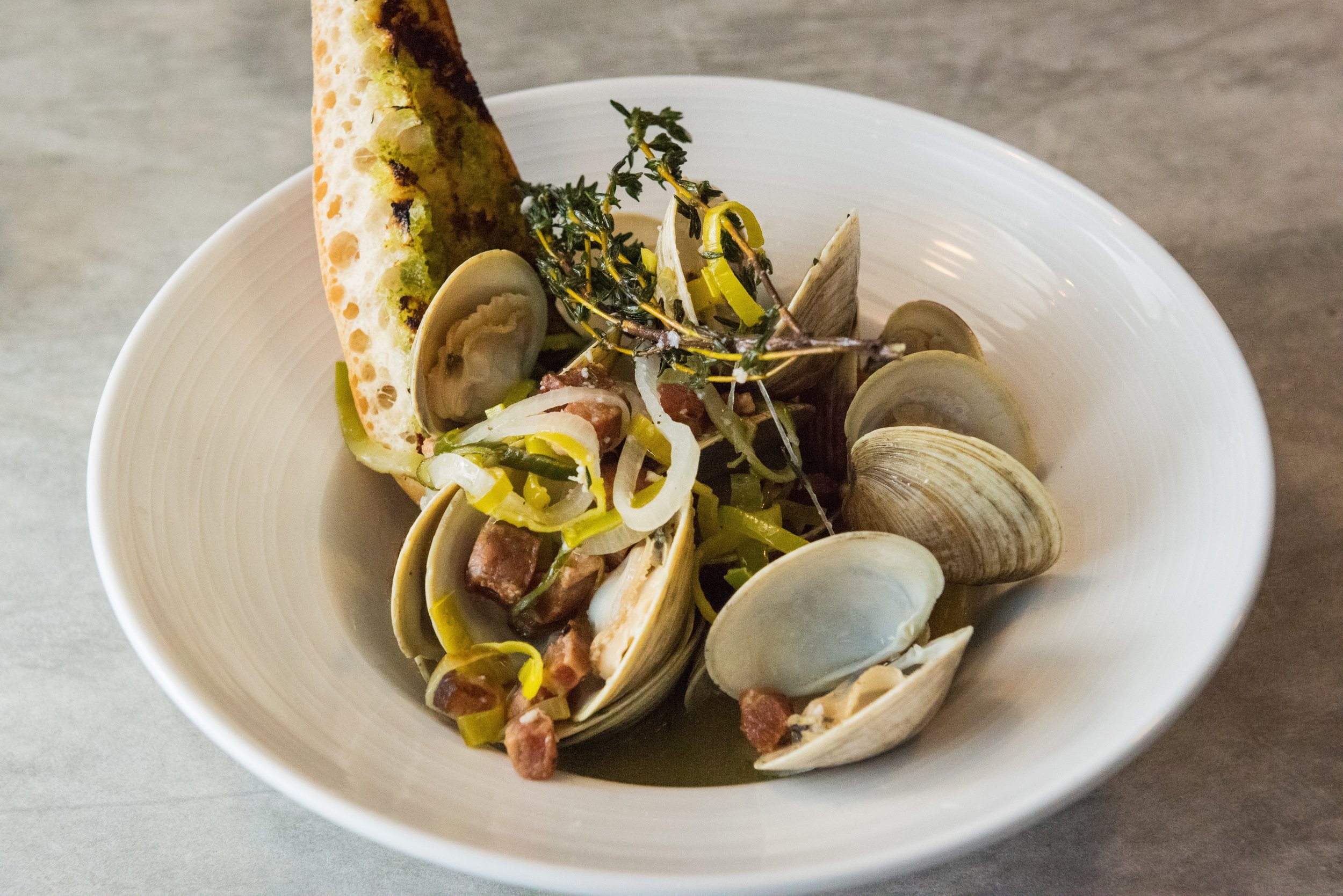 1/2 Dozen Middleneck Clams available in Raw Bar at Thirsty Mermaid