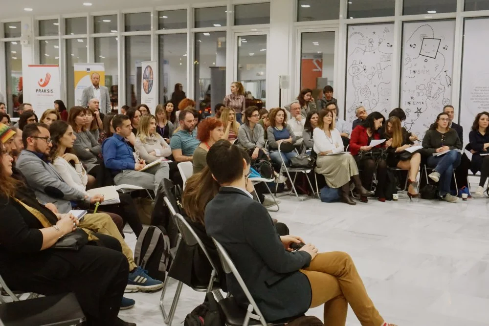 migrants_refugees_center_event_1.jpg