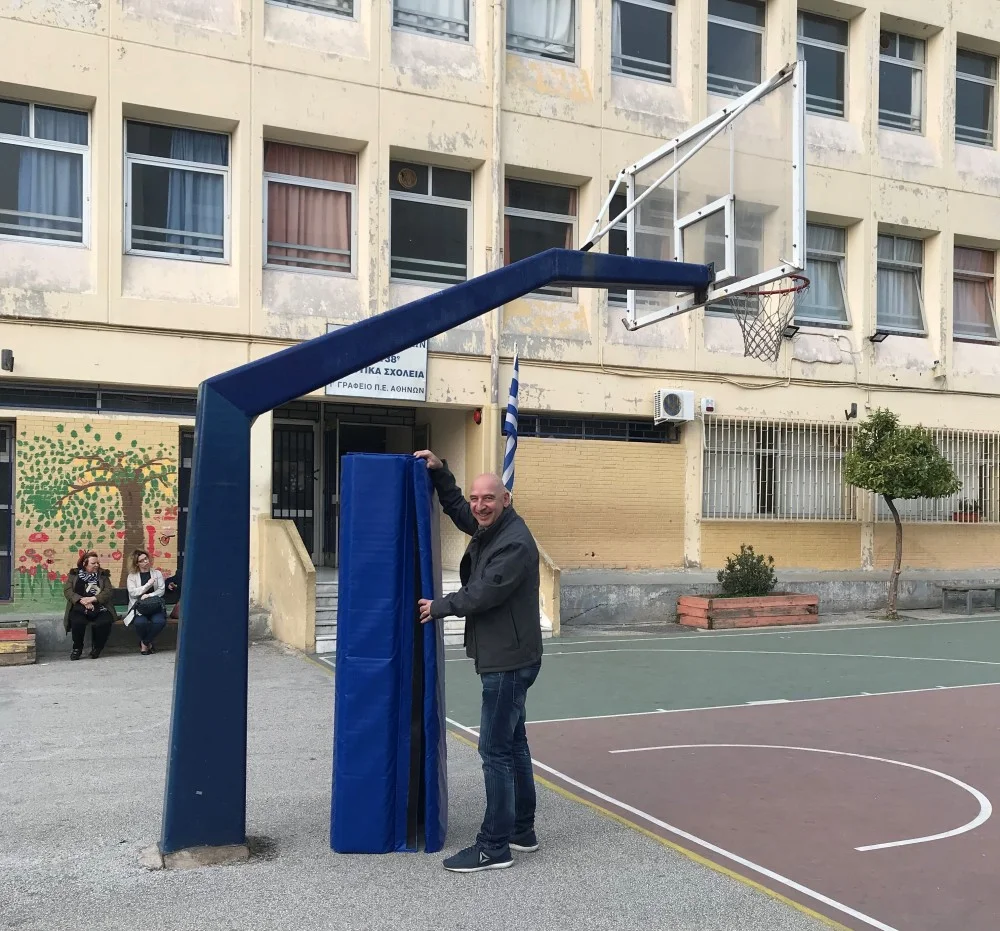 76 anoixto sxoleio.jpg