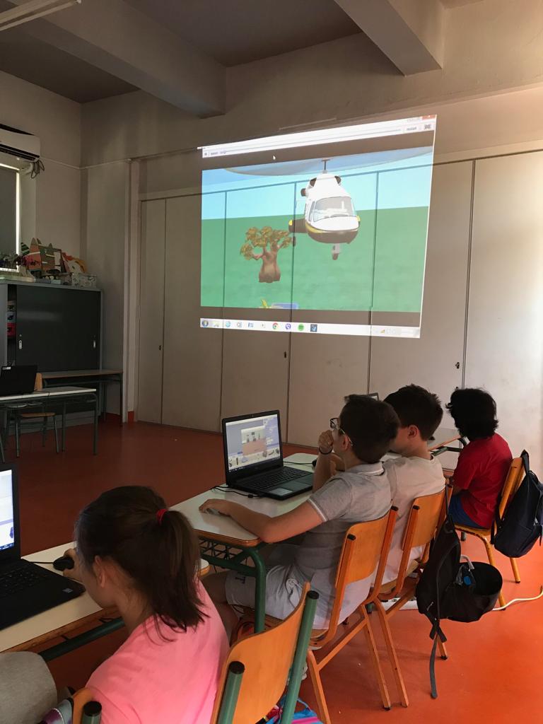 Children animate digital character models in the using Oracle's Alice Software in the intensive 3D animation course