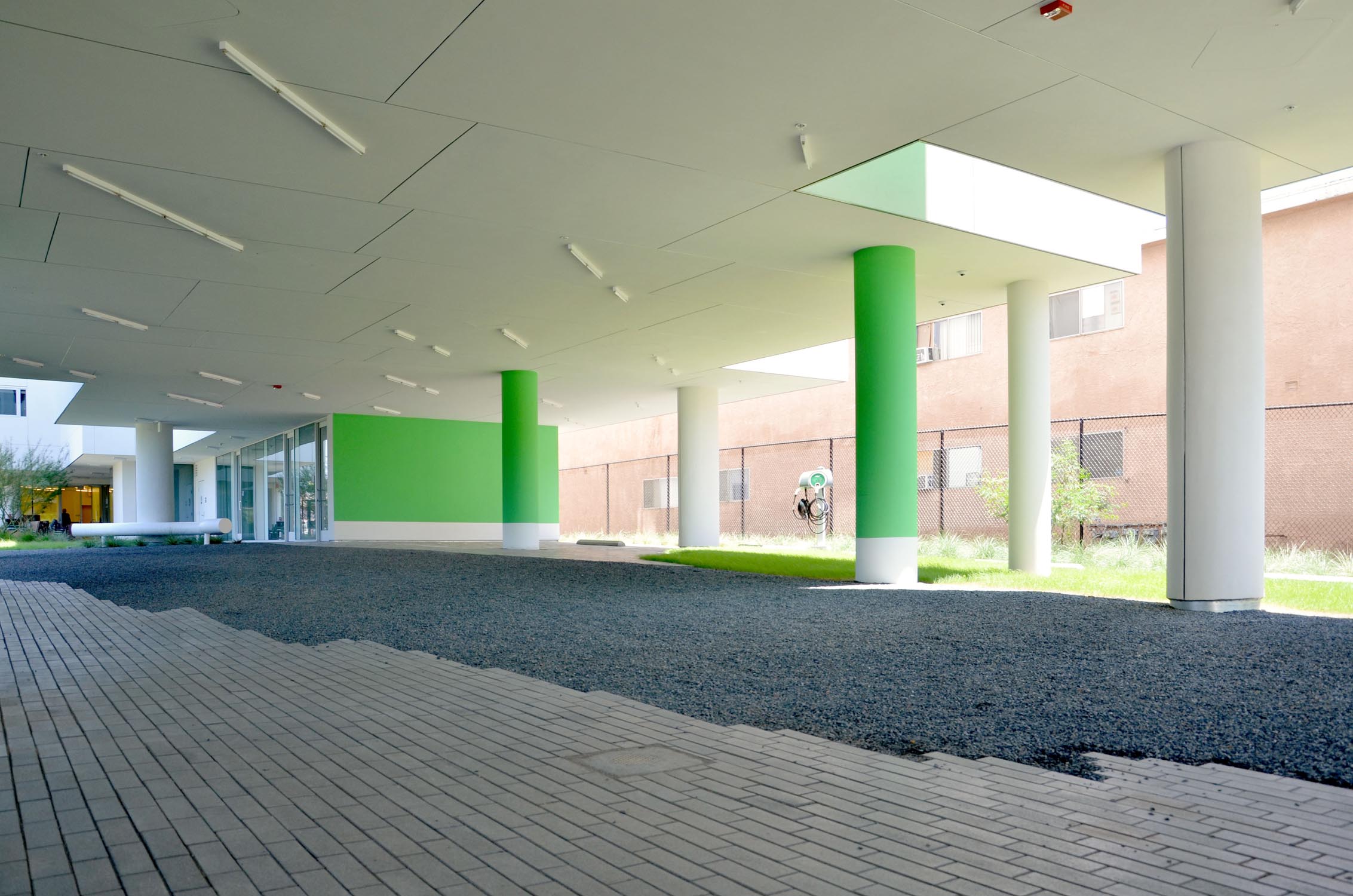 TINA CHEE landscape studio_Crest Apartments_07.jpg