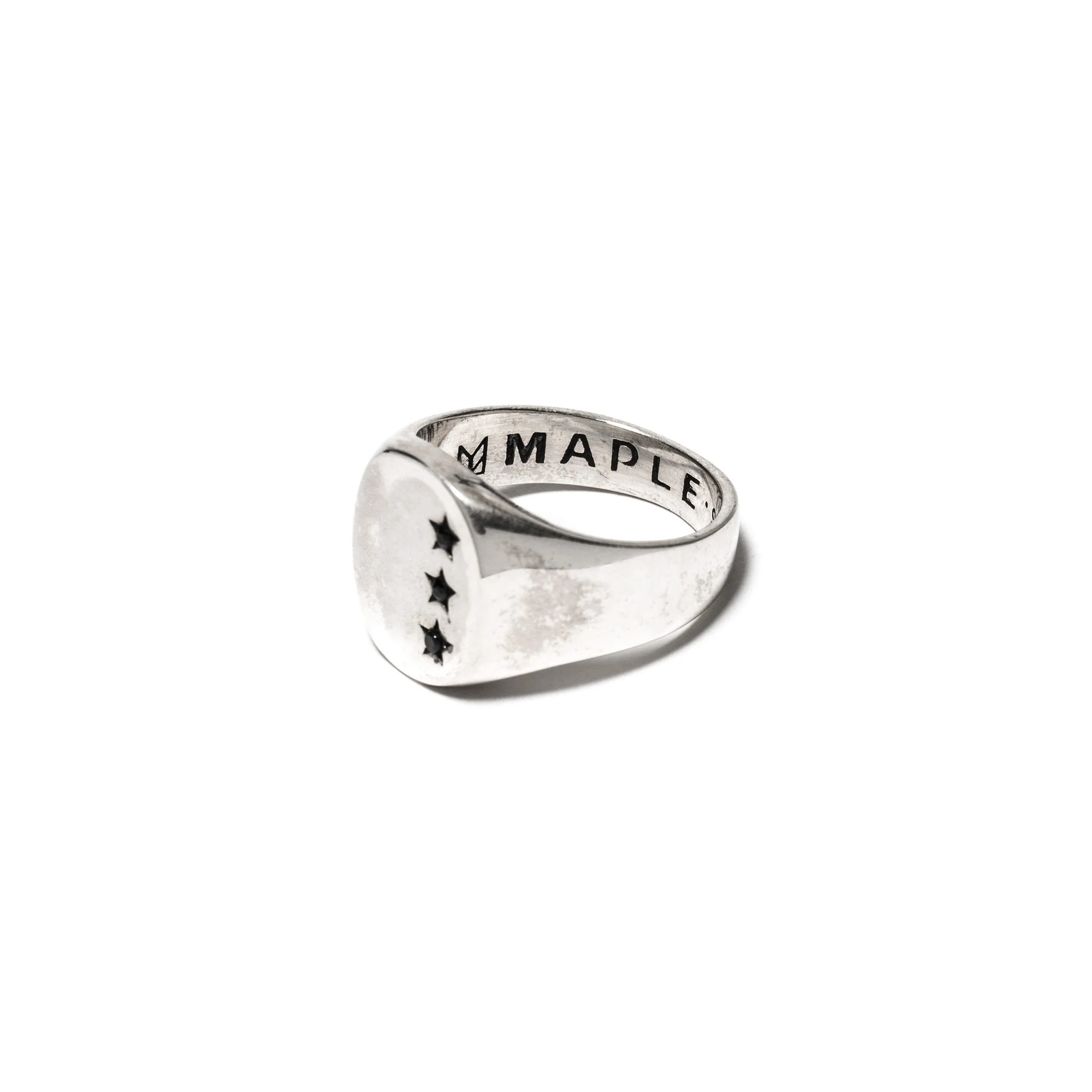 MAPLE-STAR-SIGNET-RING-SILVER-2.jpg